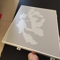 廠家定制墻面裝飾沖孔花紋鋁單板