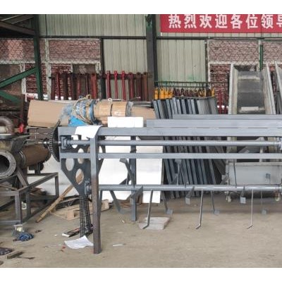 養(yǎng)殖有機(jī)肥翻耙機(jī)設(shè)備廠家