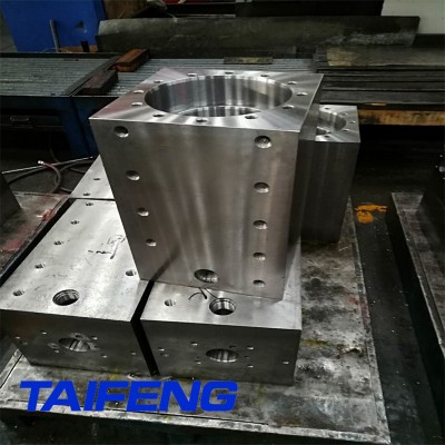泰豐智能供應(yīng)160噸電液油缸折彎機專